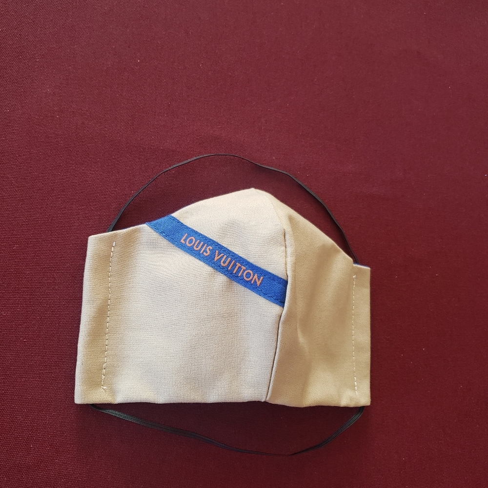 COPY - Louie Vuitton face mask - Picture 2 of 3